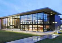 Vetrate fotovoltaiche: il vetro che produce energia Glass to Power