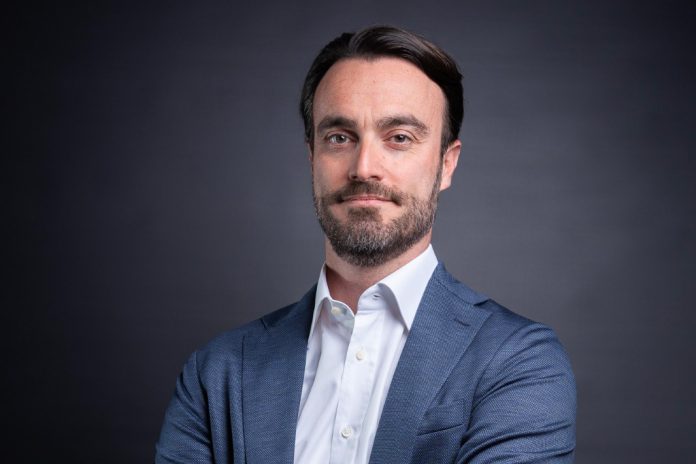 Fabio Momola, Executive Vice-President di Engineering 02 Fabio Momola, Executive Vice-President di Engineering