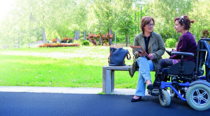 Sostegninrete.it, la prima piattaforma italiana che connette persone con disabilità e assistenti personali