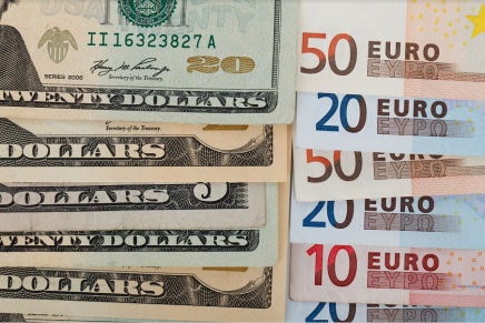 Soldi euro dollari dogana dazi