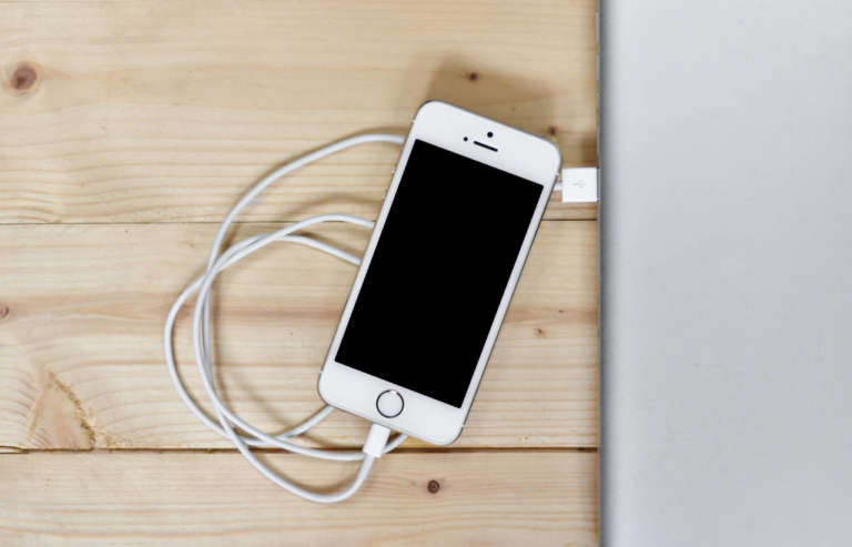 mac usb caricare l'iphone
