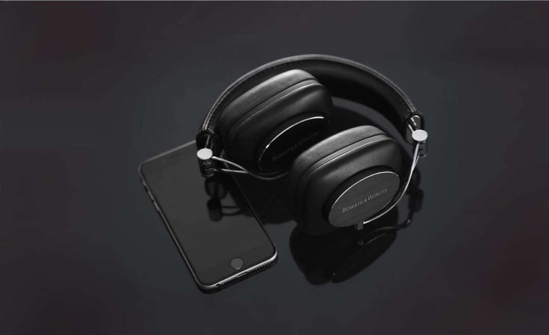 6_P7W_slide_3 cuffia senza fili P7 Wireless