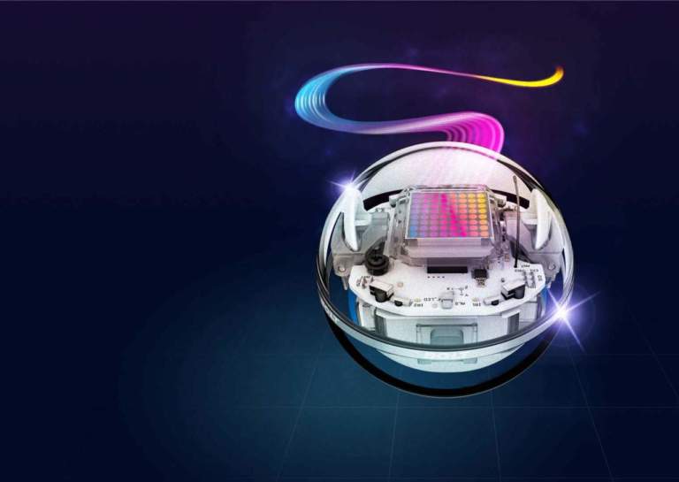 Sphero Bolt, il robot per imparare a programmare
