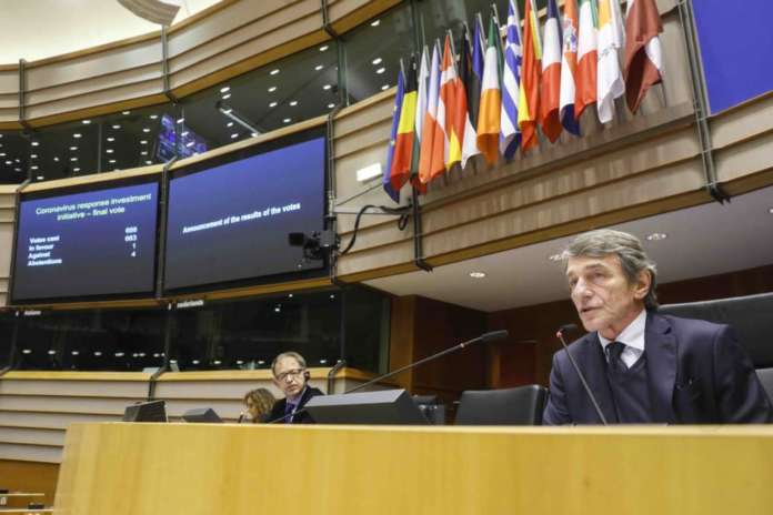EP-101938D_Plenary_Thierry_results_final_vote europa covid-19