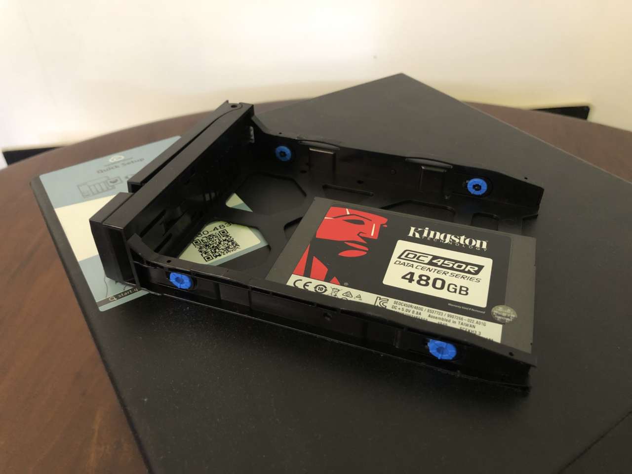 QNAP TVS-672N - Disco