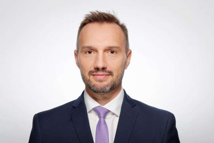 Peter Smatrala Sharp Consumer Electronics Europe Peter Smatrala Sharp Consumer Electronics Europe