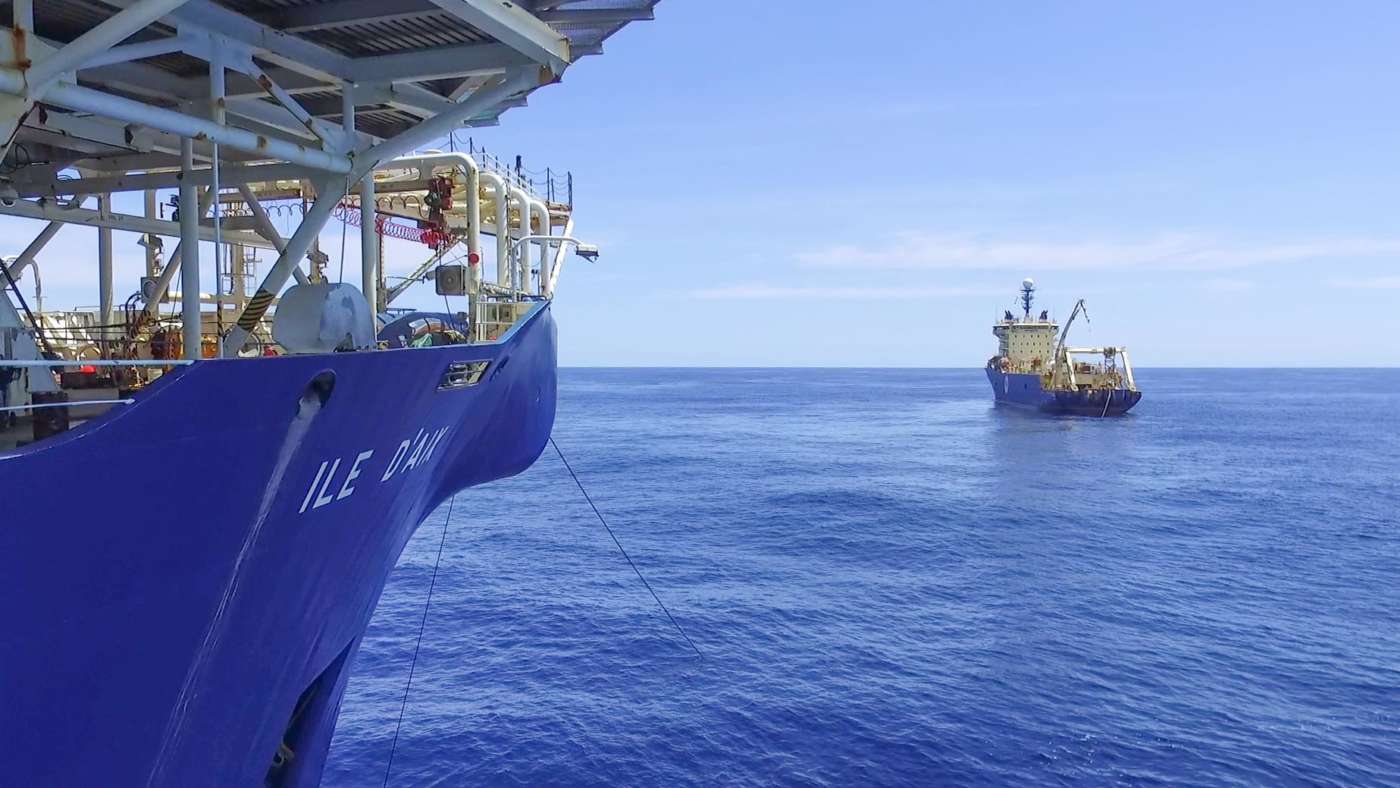 Facebook Connectivity