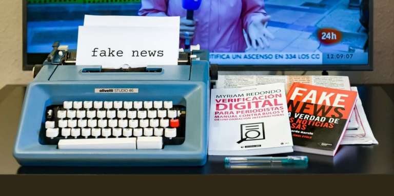 fake news twitter