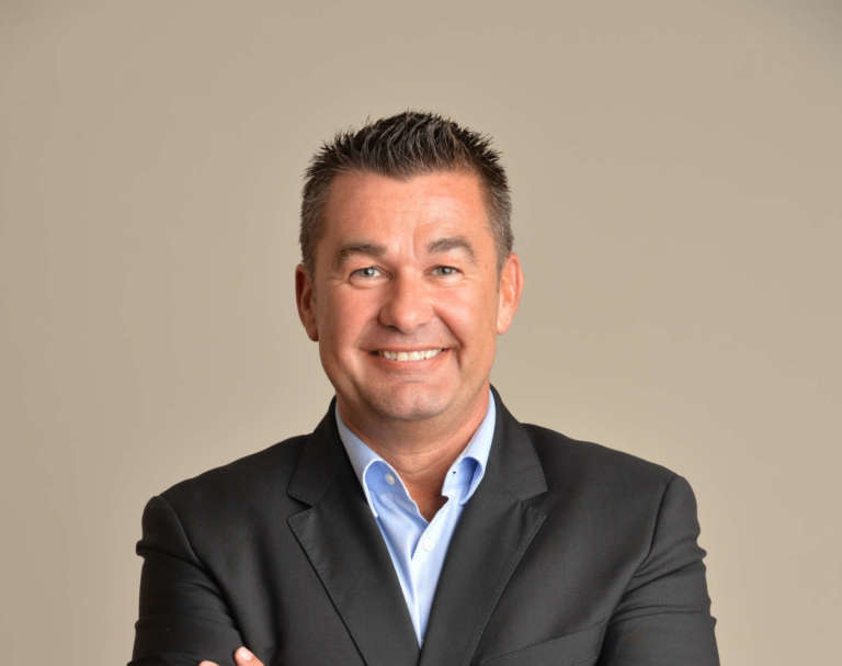 Adolfo Hernandez, AWS VP:GM, Telecom, AWS Strategy and Business Development