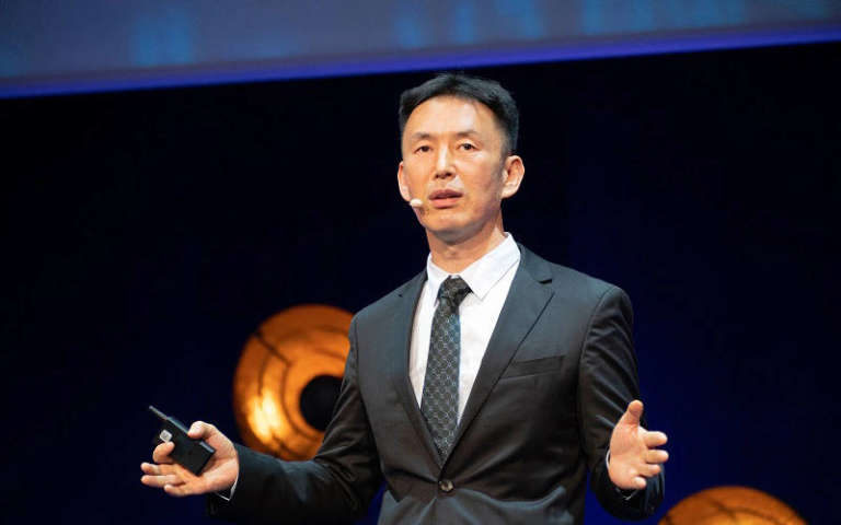 Joy Huang, President of Huawei Cloud Strategy and Industry Development