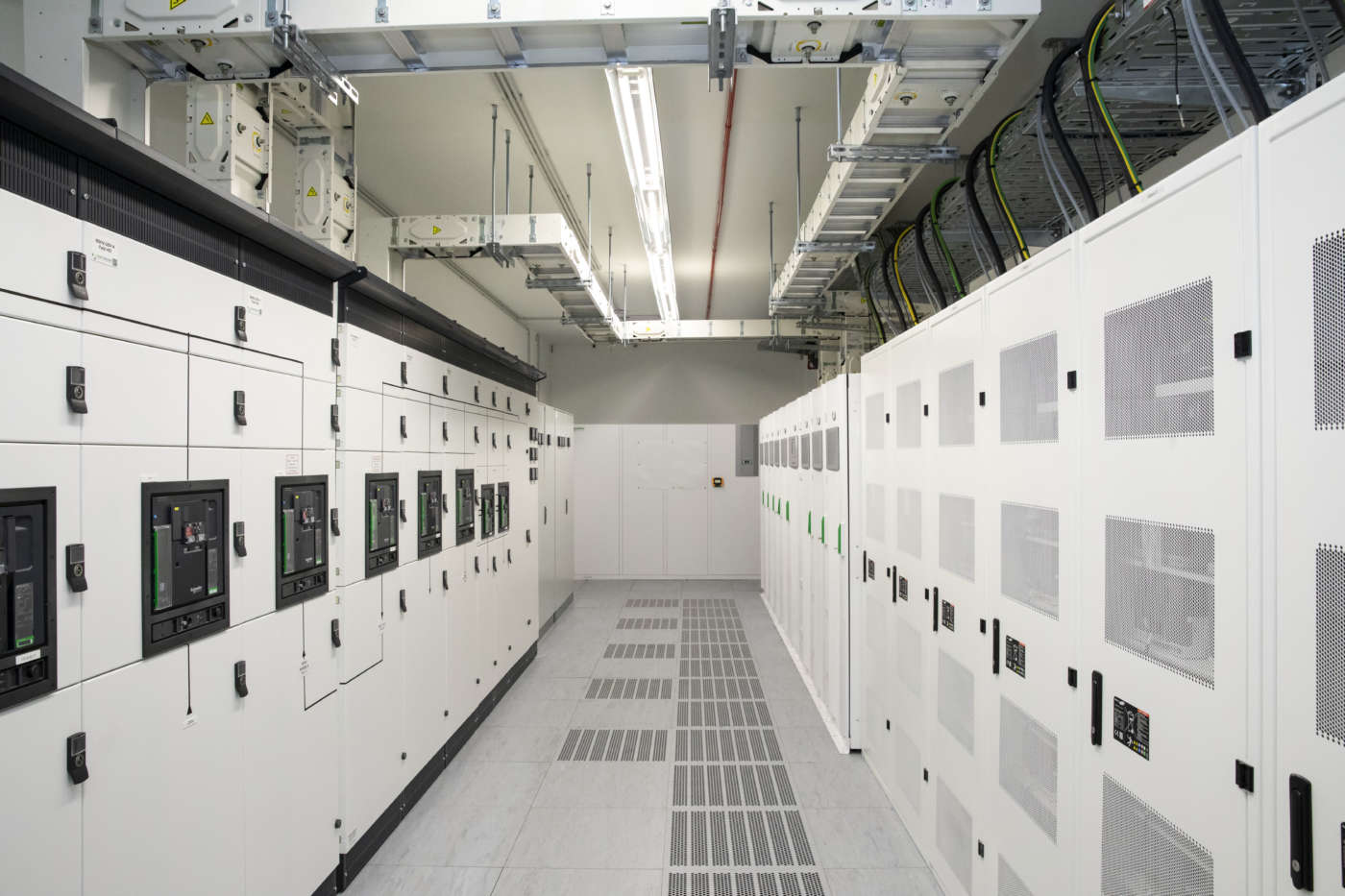 Schneider Electric Terra Cloud