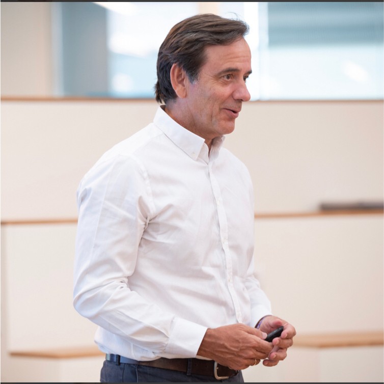 Alberto Bernal, direttore di Phygital Territories di Minsait