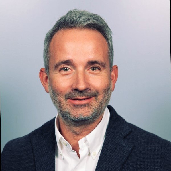 Enrique Serrano, CEO e fondatore di Hackrocks