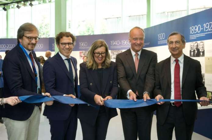 Philips 100 anni Philips 100 anni