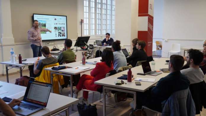 Almacube_startup Almacube