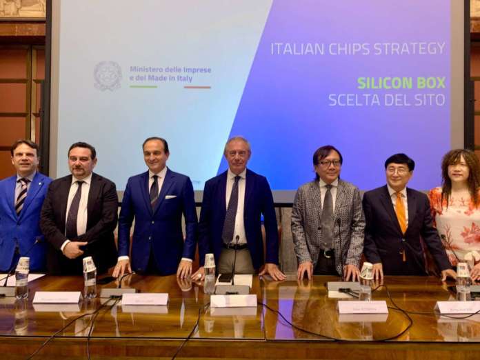 Silicon Box maxi-impianto chiplet a Novara