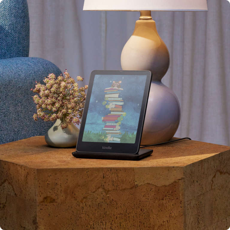 Amazon lancia Kindle Colorsoft, primo Kindle a colori e rinnova la lineup