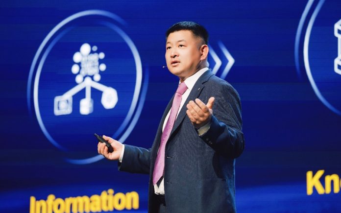 Huawei_Peter Zhou, Vicepresidente di Huawei e Presidente della Huawei Data Storage Product Line Peter Zhou, Vicepresidente di Huawei e Presidente della Huawei Data Storage Product Line