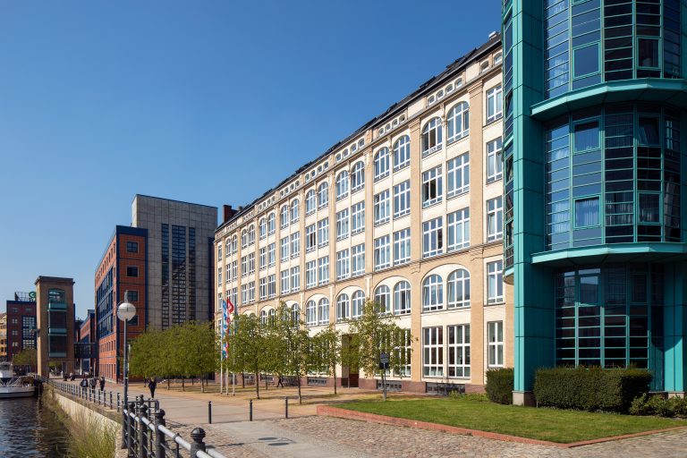 Sede di AVM a Berlino sulla Sprea