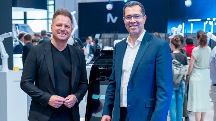 David Reger, founder and CEO of NEURA Robotics and Marco Santos, Global CEO of GFT 03 David Reger, founder e CEO di NEURA Robotics, e Marco Santos, Global CEO of GFT