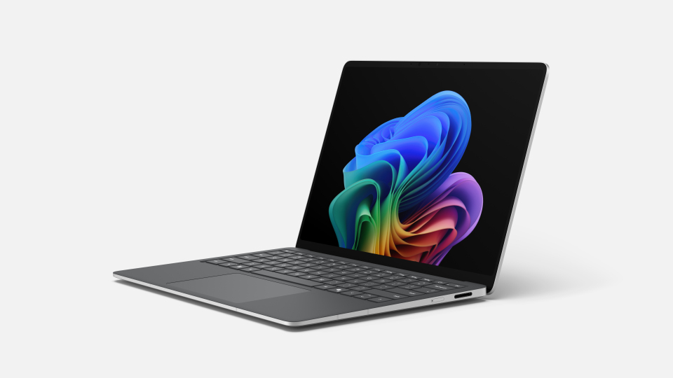 Microsoft Surface Laptop 5G