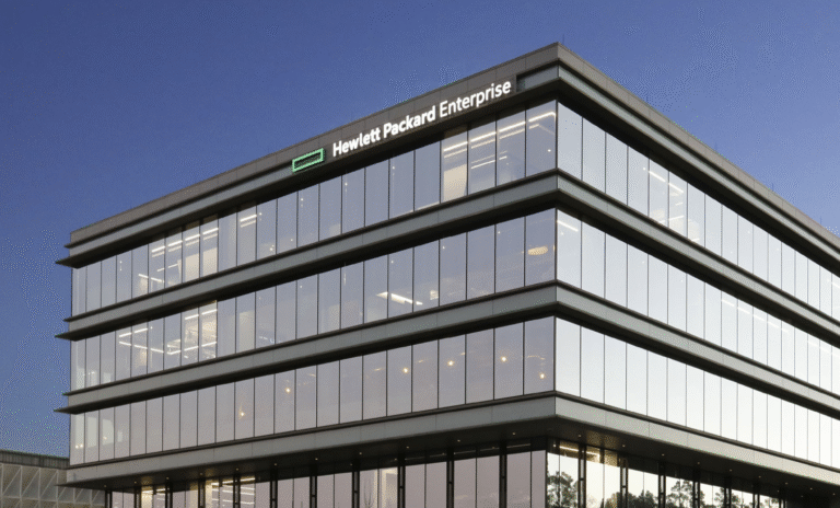 HPE potenzia il networking per l’AI con AIOps avanzate e nuovi switch Juniper