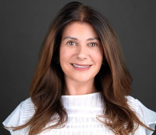 Sonalee Parekh Chief Financial Officer di SentinelOne
