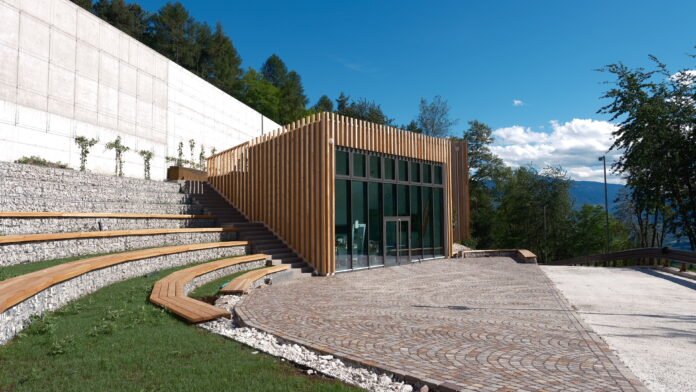 260623-Schneider Electric_intacture-datacenter-03 Intacture