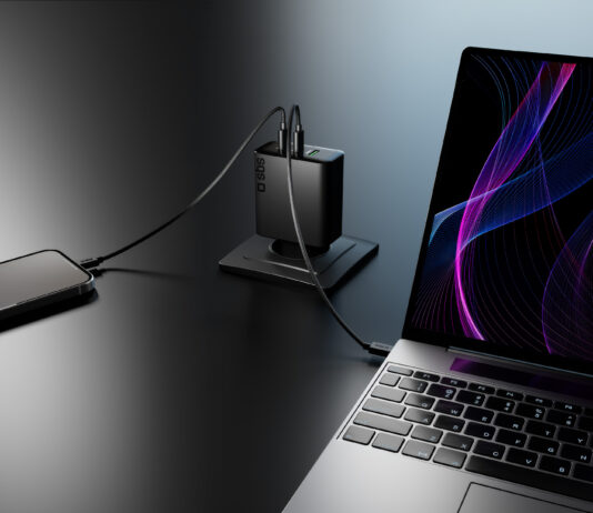 SBS amplia la gamma Laptop con caricabatterie GaN, cavi USB-C e stazioni da scrivania fino a 240W sbs laptop