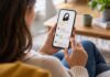 Acquisti online, un italiano su due chiede consiglio all’AI ma il 77% si fida delle recensioni