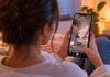 TikTok riduce la distanza tra video e acquisto: AI e checkout entrano nello shopping social