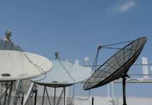 Ricevere e distribuire 16 satelliti in un condominio Parabole satelliti