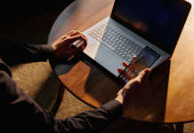 Arriva il potentissimo smartphone Oppo Find X3 Pro 5G Oppo Find X3 Pro