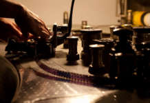 Su Nexo+ la classe operaia va in streaming Movimento operaio su Nexo+