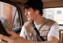 Oppo Enco Air, auricolari intelligenti che cancellano il rumore OPPO Enco Air