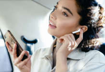 Panasonic B100, auricolari wireless leggeri e con buoni bassi Auricolari Panasonic B100