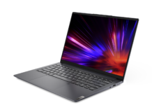 Lenovo Yoga Slim 7i Pro, potenza e schermo OLED Lenovo
