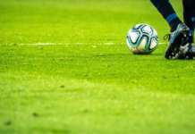 Dazn, weekend prenatalizio a tutto calcio dazn unsplash