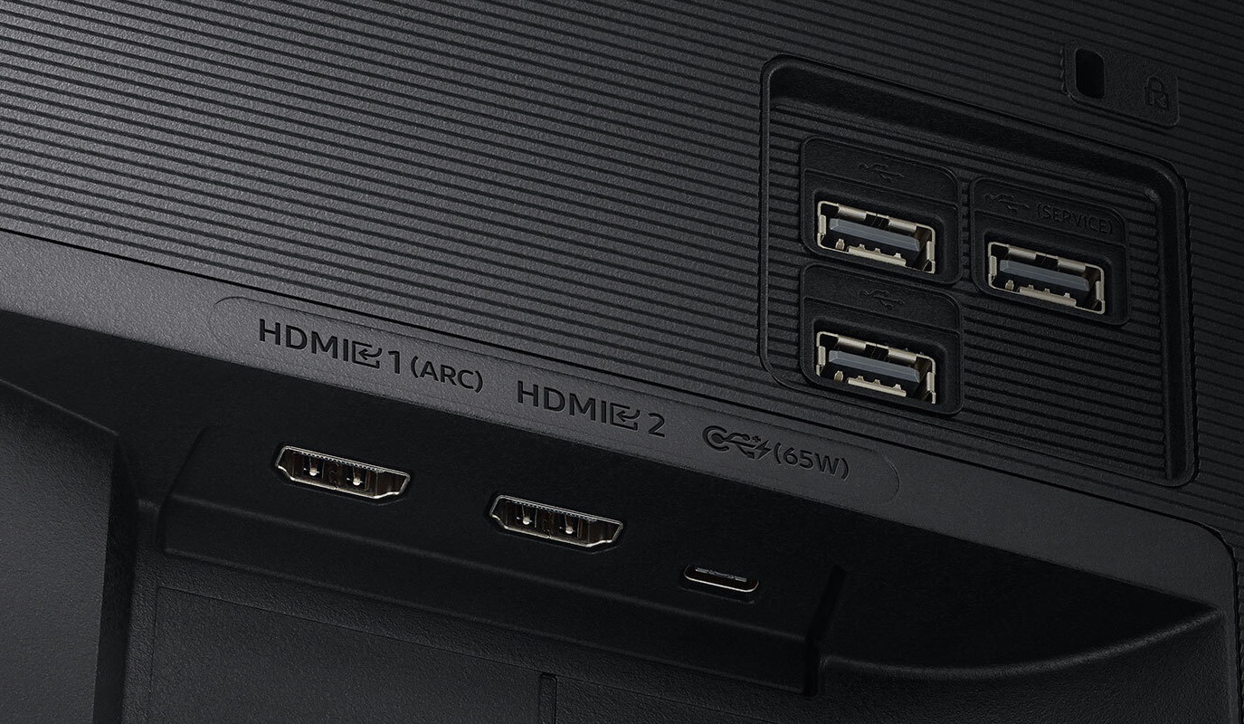 Prese HDMI e USB su Smart Monitor M70A