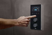 Roca presenta Smart Shower, il sistema che aiuta a monitorare gli sprechi d’acqua
