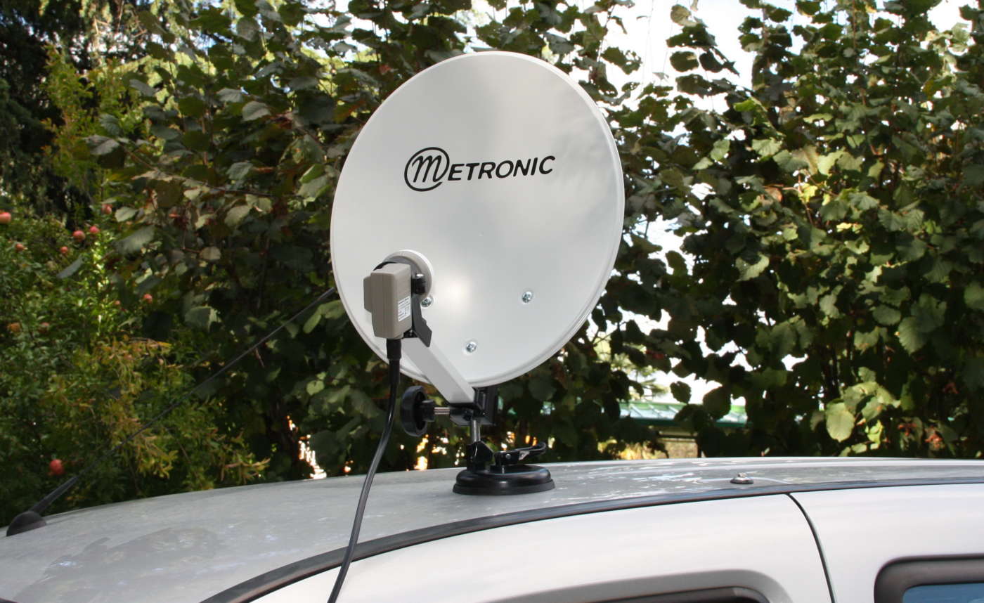 Parabola da campeggio su tetto auto