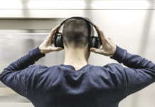 Cuffie Bluetooth a padiglione: come funzionano, quali scegliere Cuffia Bluetooth (pixabay)