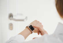 Nuki annuncia la compatibilità con Apple Watch LTE nuki apple watch