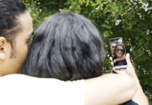 Con Amazon Fashion, la prova degli occhiali da sole è virtuale e online Amazon Fashion Virtual Try On