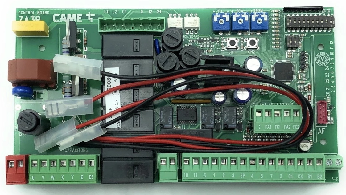 Centralina CAME ZA3P per cancelli elettrici