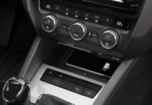 Caricatori wireless da auto su plancia: come sceglierli, quali comprare