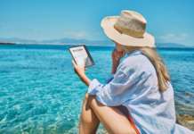 Pocketbook Era Color, l’e-reader per leggere a colori ovunque Pocketbook Era Color