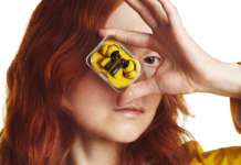 Nothing svela i nuovi auricolari wireless Ear, con ChatGPT integrato Nothing Ear(a)