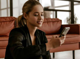 Iliad: ancora più libertà, con la personalizzazione del numero look-studio-unsplash 2