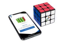 Cubo di Rubik 2.0: il mondo fisico si unisce a quello digitale Rubik's Connect X